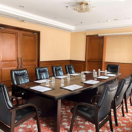 Radisson Hotel Katmandu Dış mekan fotoğraf