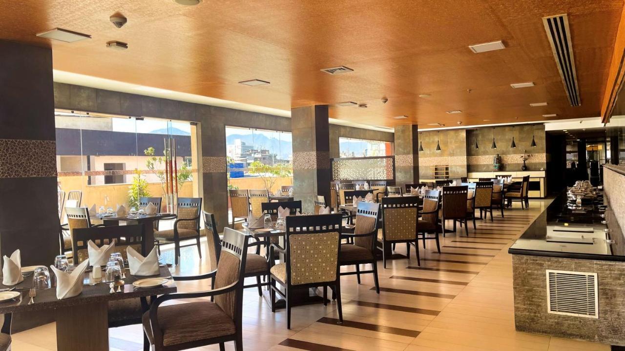 Radisson Hotel Katmandu Dış mekan fotoğraf