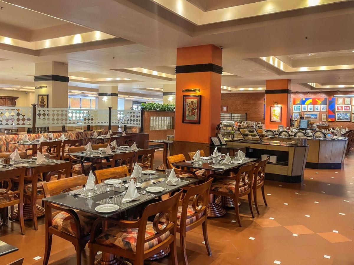 Radisson Hotel Katmandu Dış mekan fotoğraf