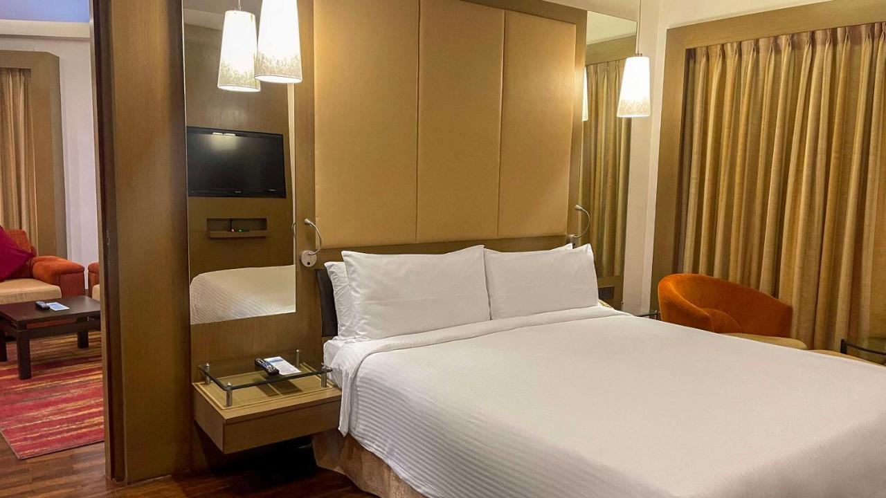 Radisson Hotel Katmandu Dış mekan fotoğraf