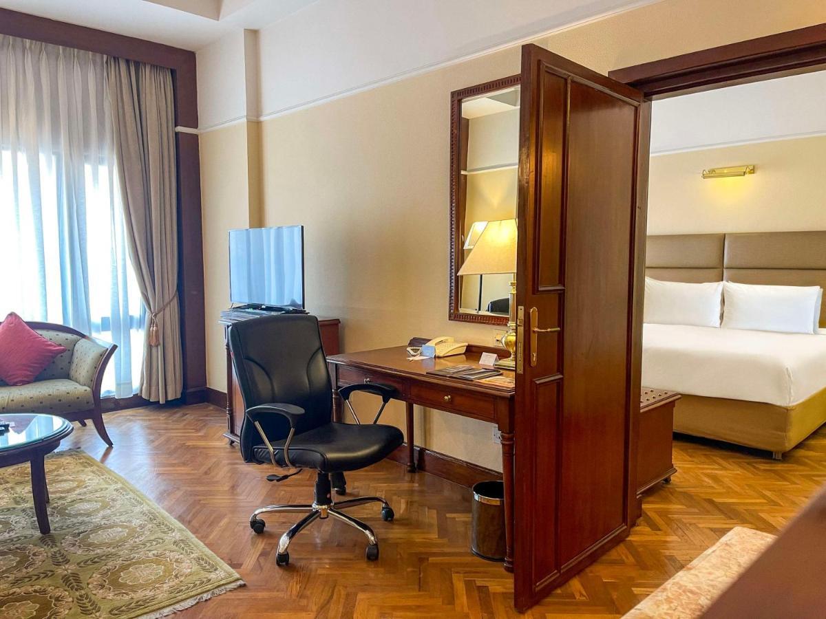 Radisson Hotel Katmandu Dış mekan fotoğraf