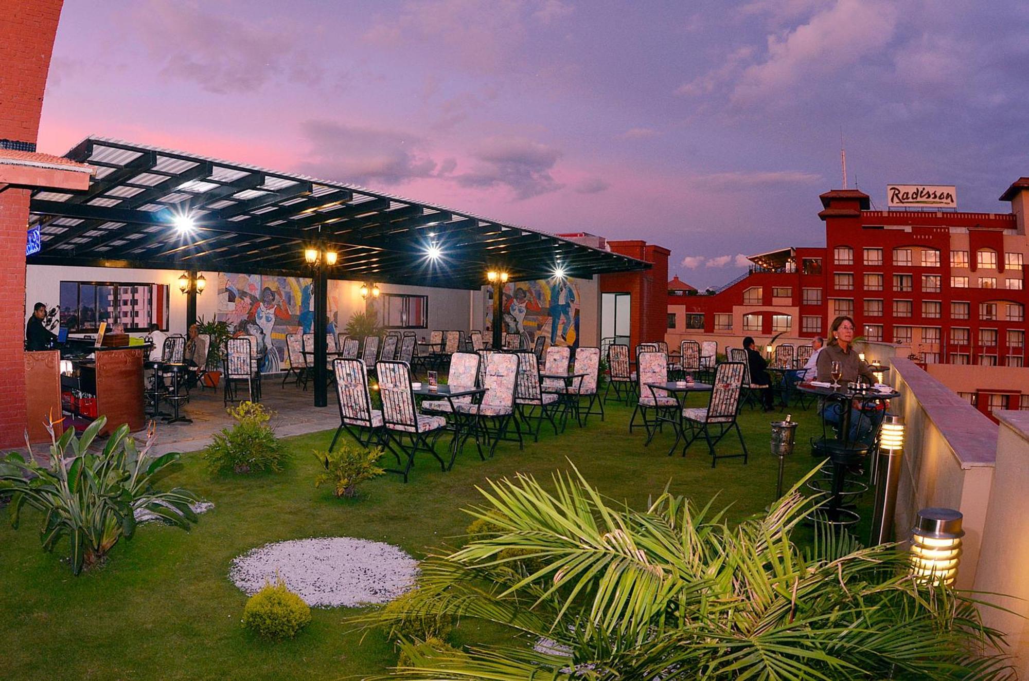 Radisson Hotel Katmandu Dış mekan fotoğraf