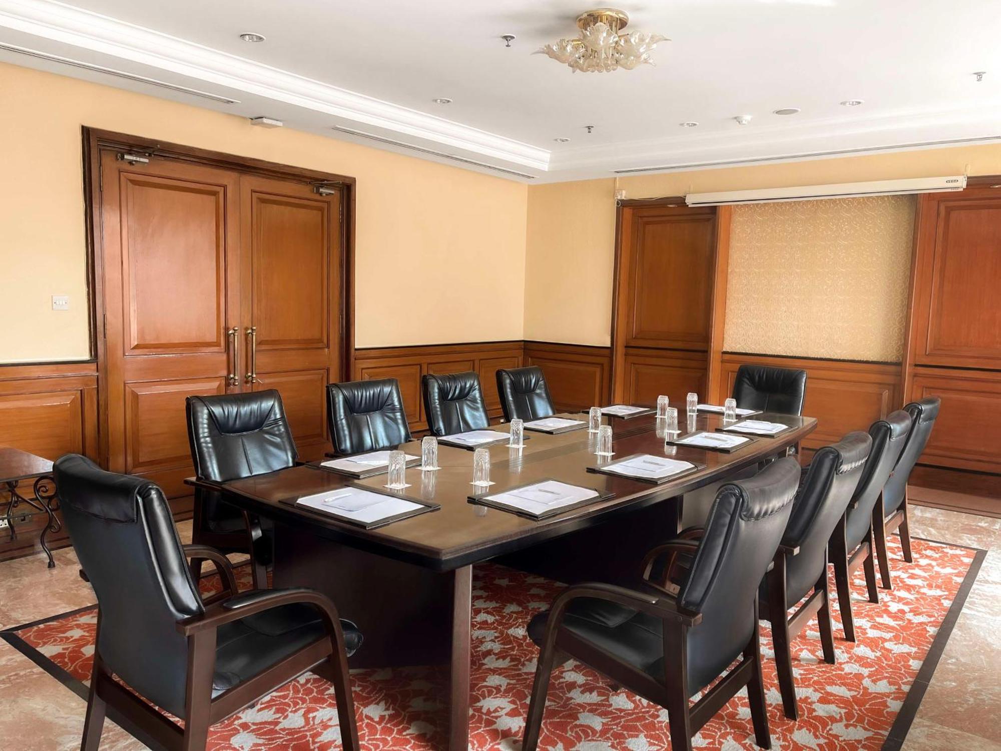 Radisson Hotel Katmandu Dış mekan fotoğraf
