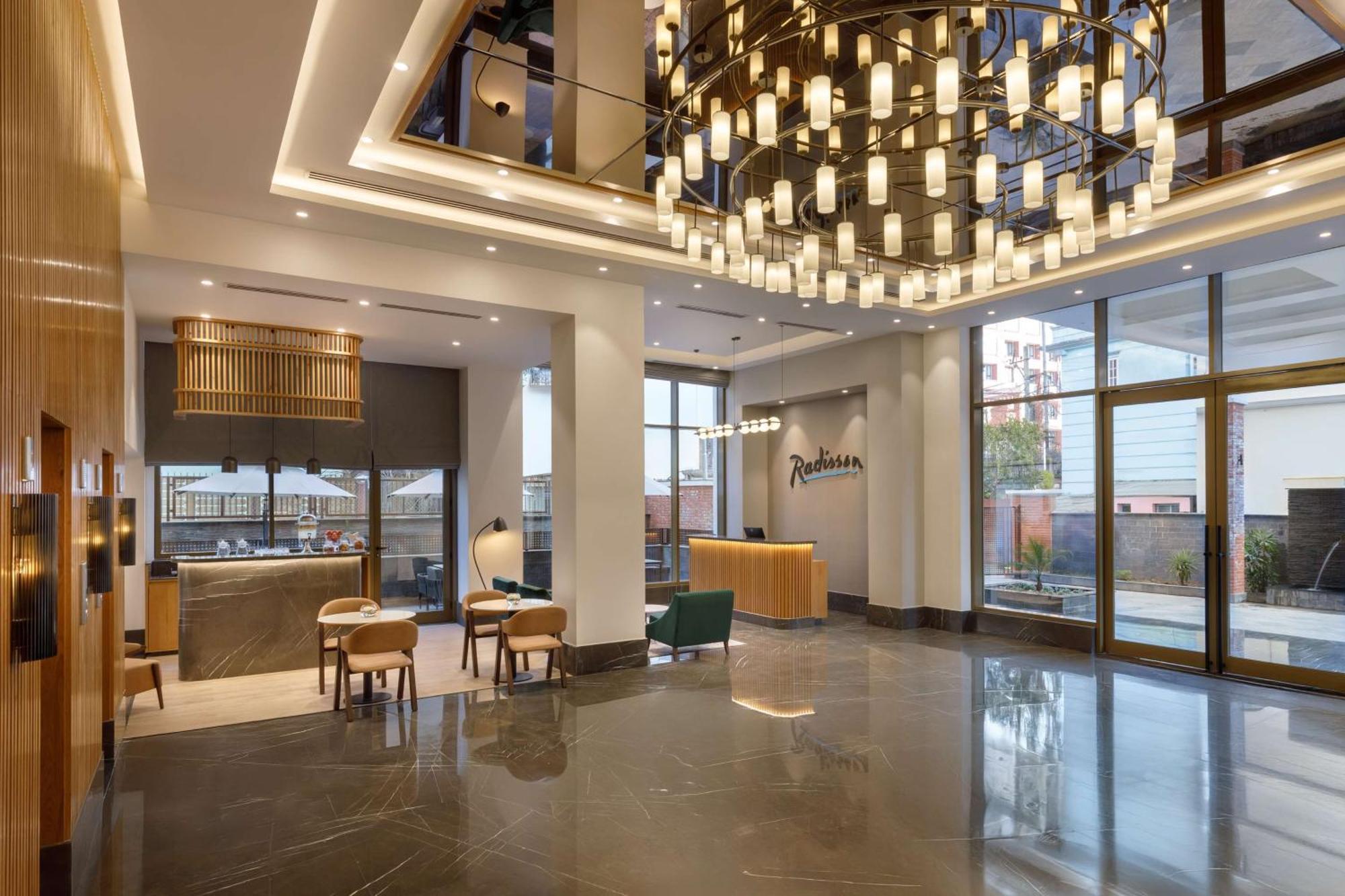 Radisson Hotel Katmandu Dış mekan fotoğraf