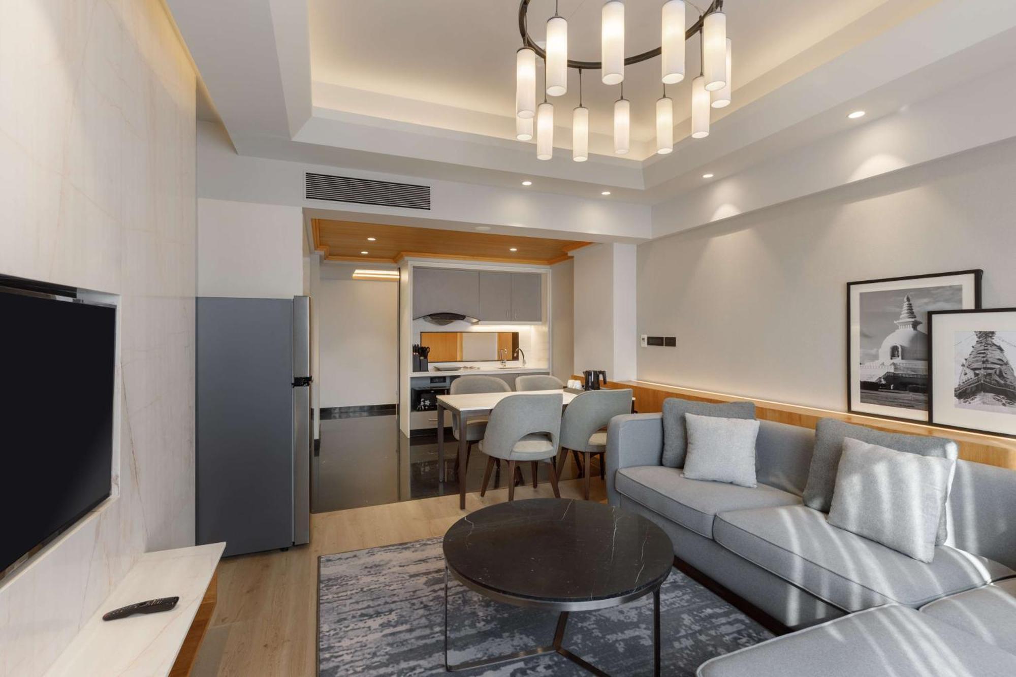 Radisson Hotel Katmandu Dış mekan fotoğraf