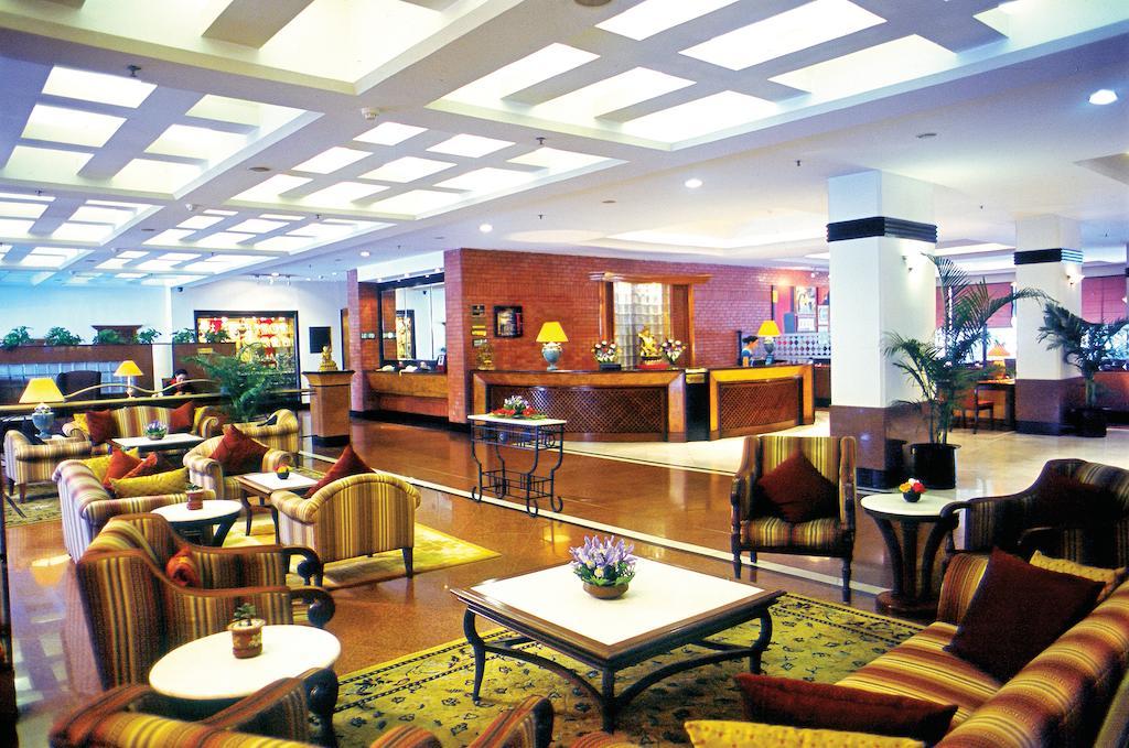 Radisson Hotel Katmandu Dış mekan fotoğraf