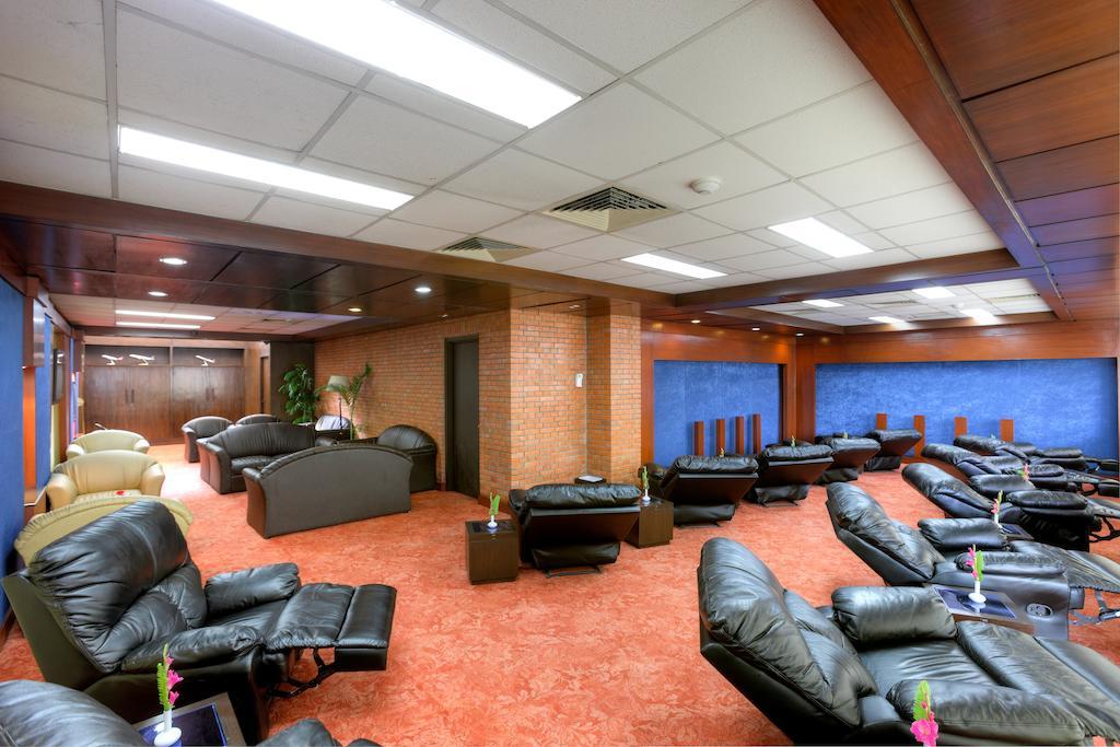 Radisson Hotel Katmandu Dış mekan fotoğraf