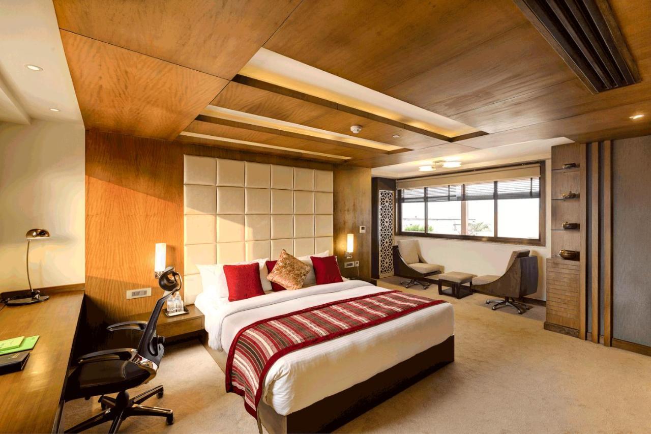 Radisson Hotel Katmandu Dış mekan fotoğraf